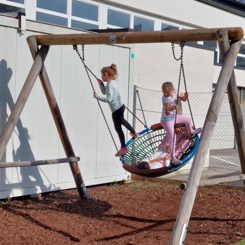 Spielen im Freien – 1c Klasse