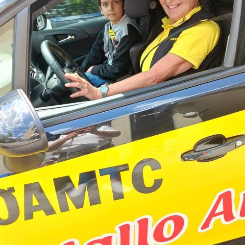 Hallo Auto